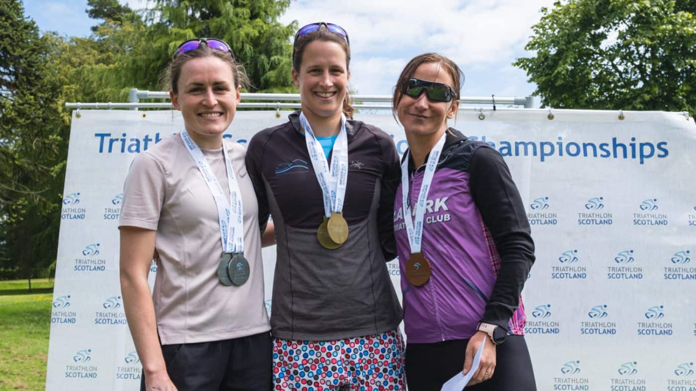 Scottish Sprint Triathlon Championships 2019 - Natalie Stewart (Pentland Triathletes) / Lauren Wilson (Edinburgh RC) / Kirsty O’Brien (Lanark Triathlon Club)