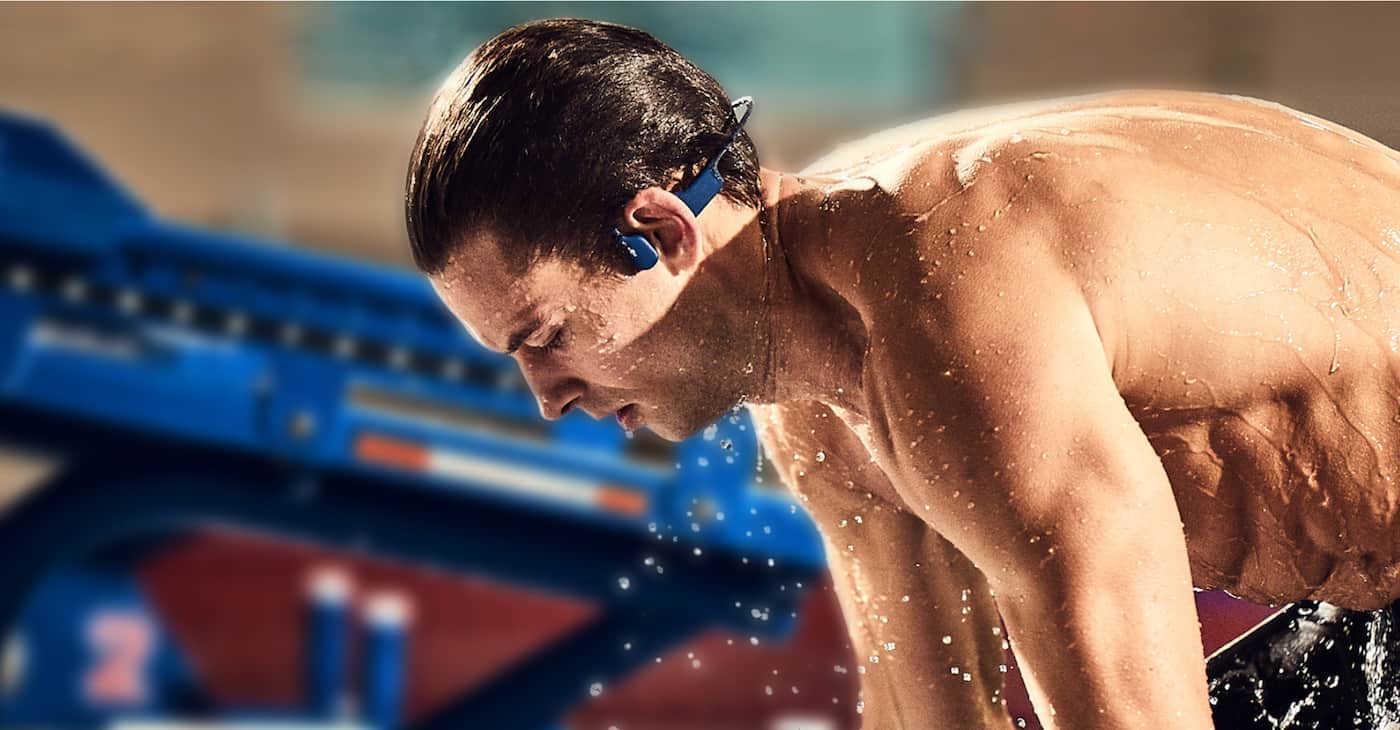 Swimming with headphones
