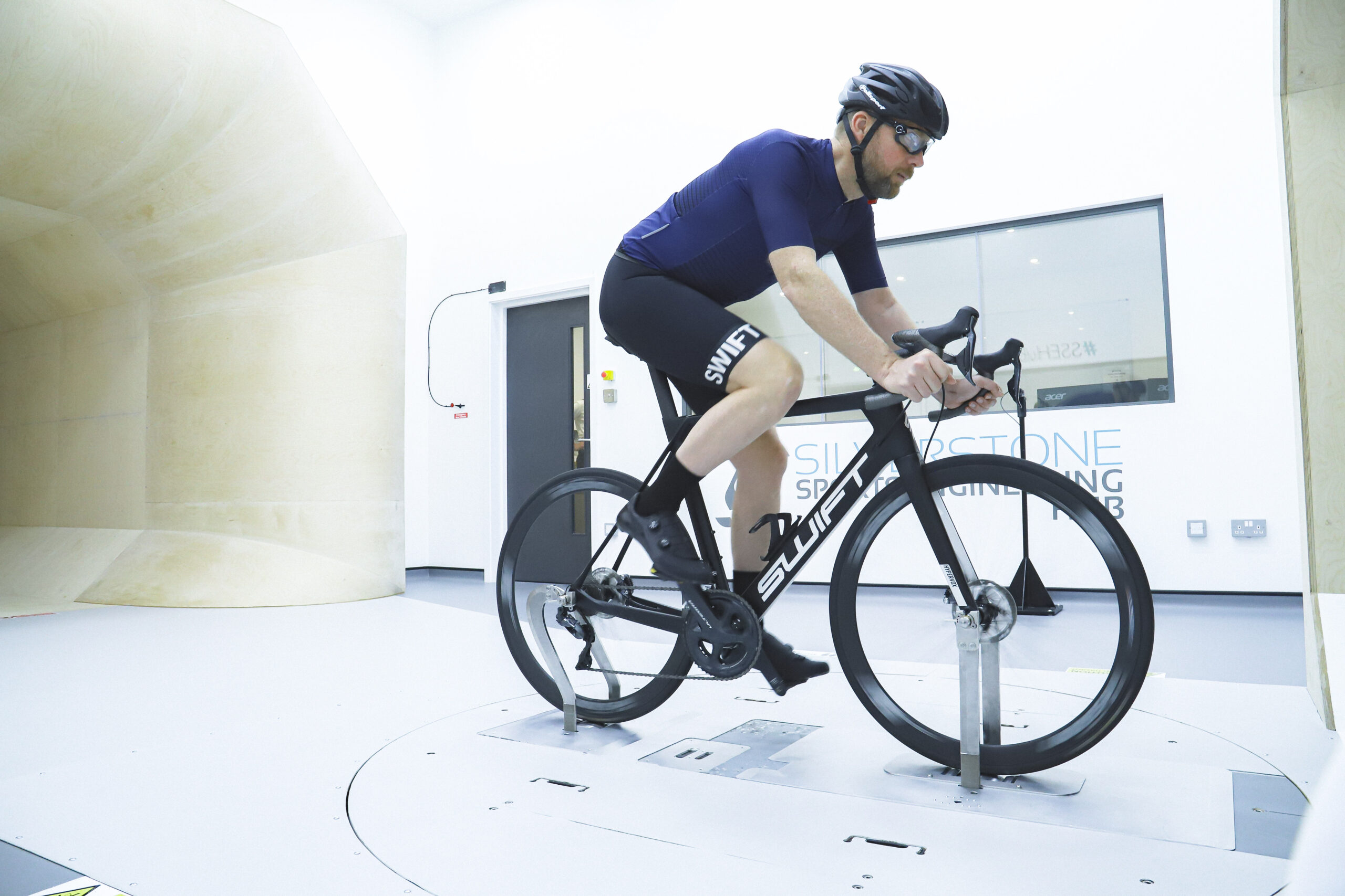 SwiftCarbon bikes / Silverstone Sports Engineering Hub