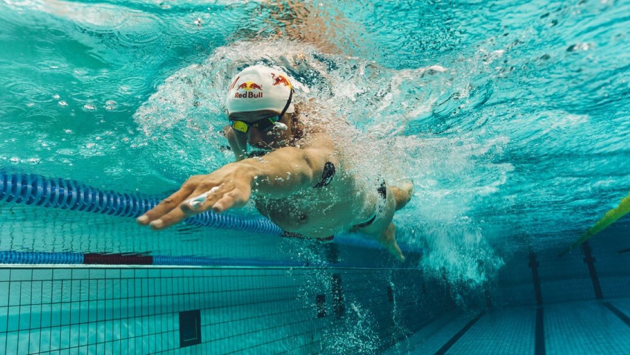 Kristian Blummenfelt pool swim training