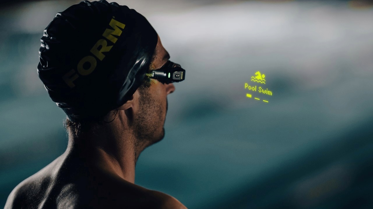 FORM smart swim 2 goggles
