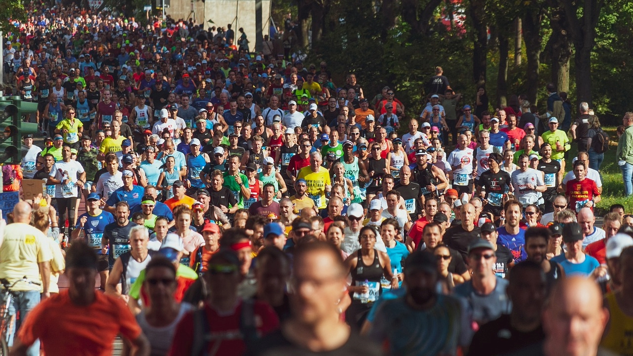 Marathon runners mass participation