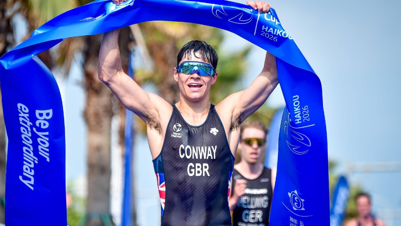 Oliver Conway wins 2026 World Triathlon Cup Haikou