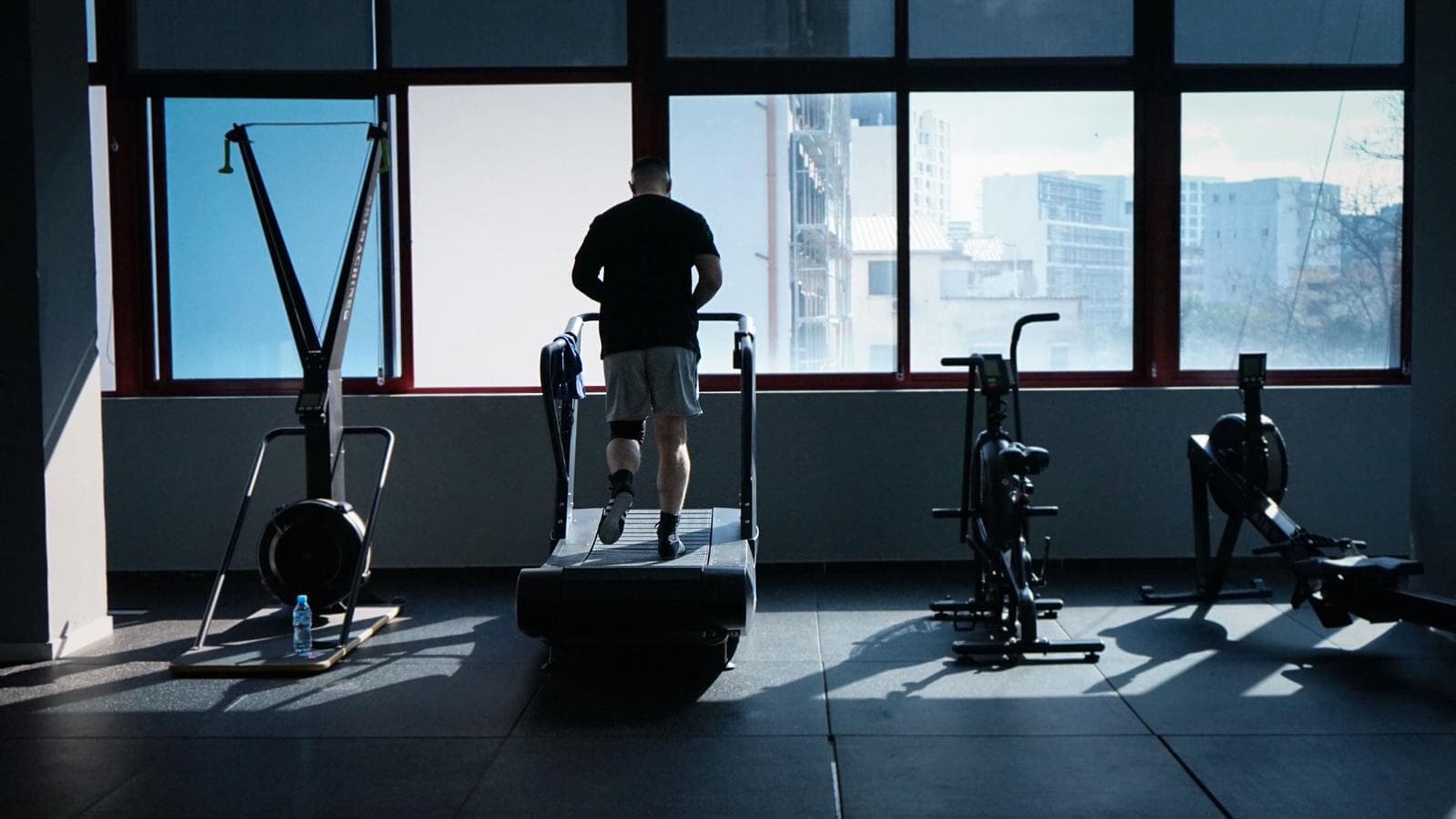 working professional training for a 70.3 triathlon with swim bike and run workouts around a busy schedule